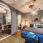 Livo Disno 12 Apartment