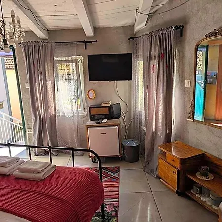 Apartment Livo Disno 12 *